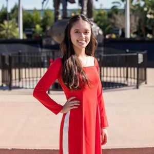 Meet your Posher, Thao-vy